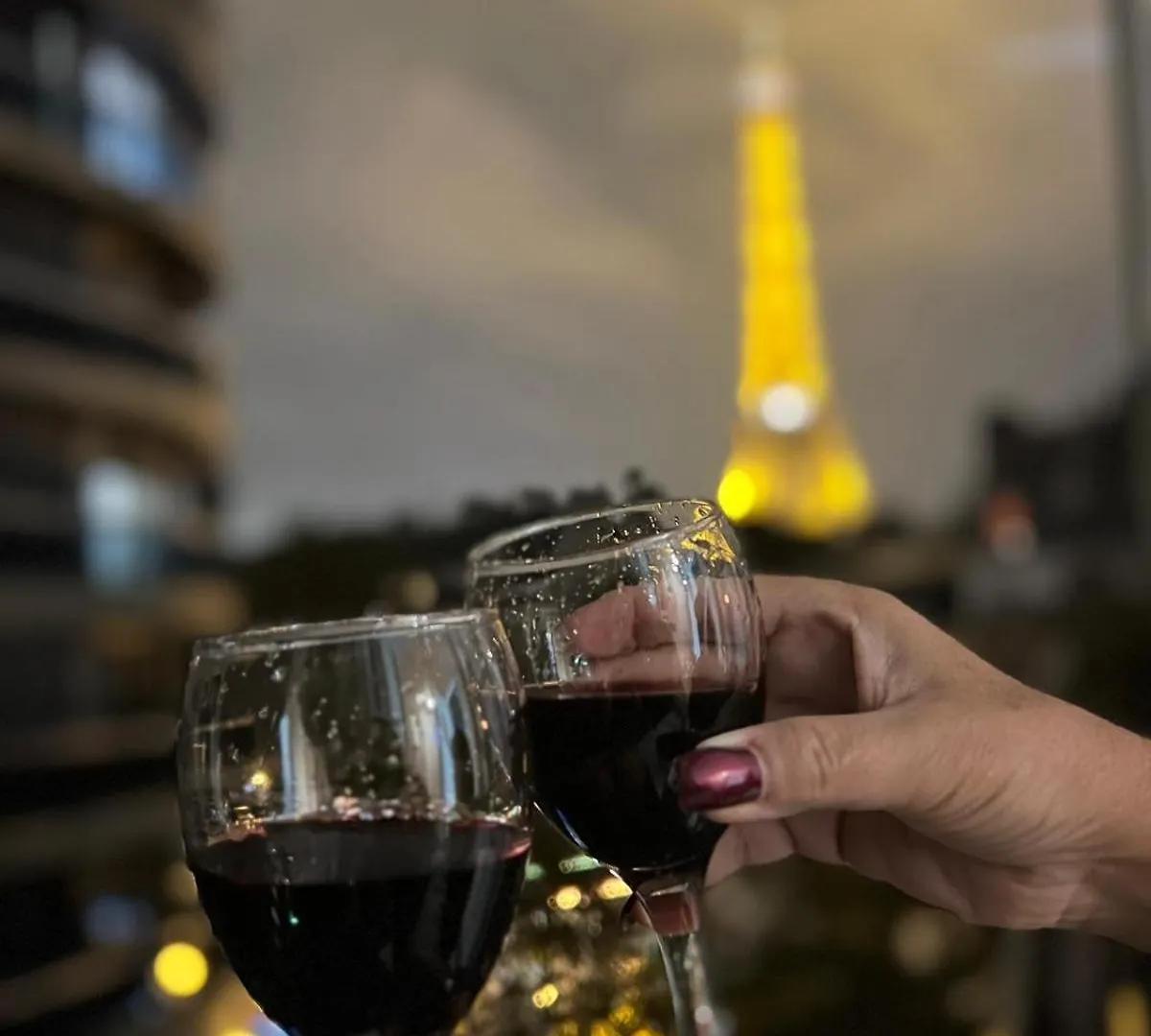 דירה Center Eiffel Tower View פריז